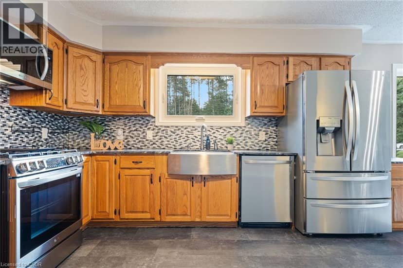 553 Norfolk County Road 21, Langton, photo 7