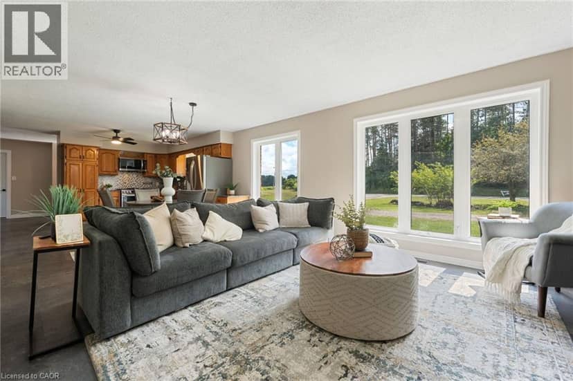 553 Norfolk County Road 21 — photo 9 of 36