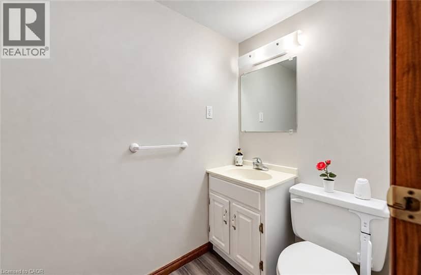 136 SEKURA Crescent — photo 23 of 35