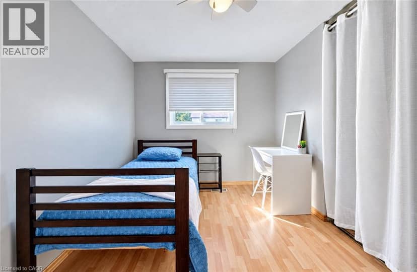 136 SEKURA Crescent — photo 12 of 35