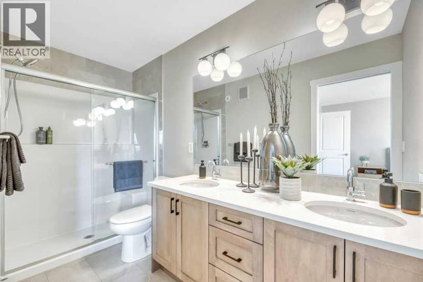 212 Edgefield Bay — photo 30 of 40