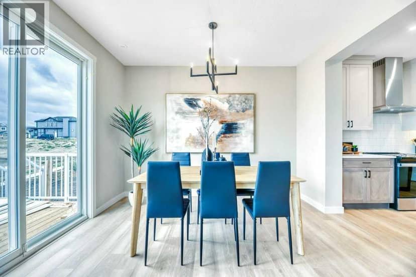 212 Edgefield Bay — photo 19 of 40