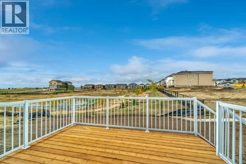 212 Edgefield Bay, Strathmore, photo 4