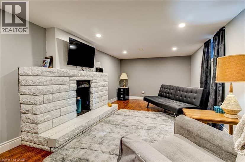 3 OAKWOOD Avenue — photo 35 of 40