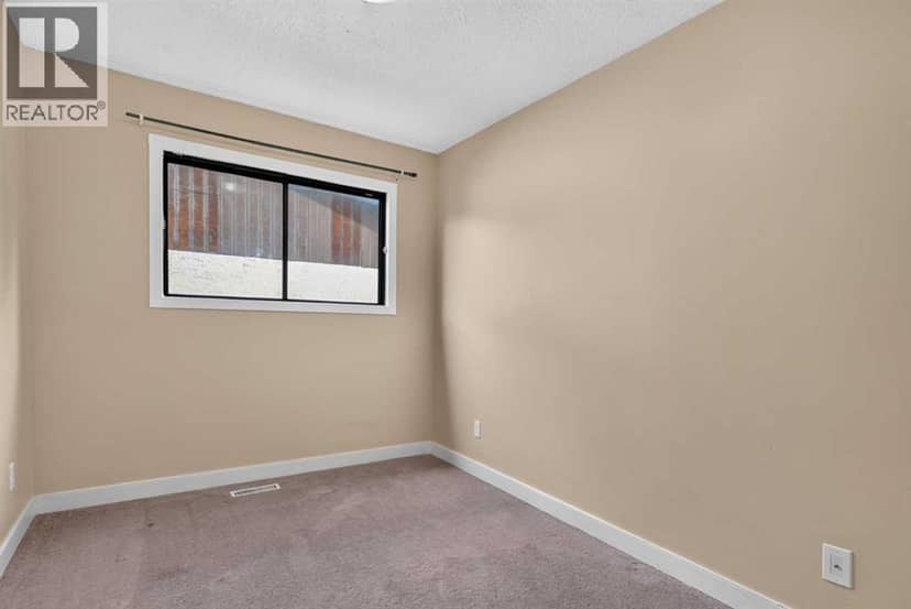 112 Abalone Place NE — photo 16 of 40