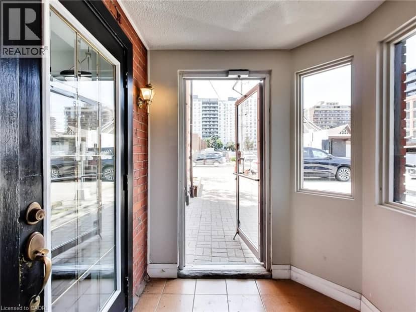 51 AUGUSTA Street — photo 20 of 40