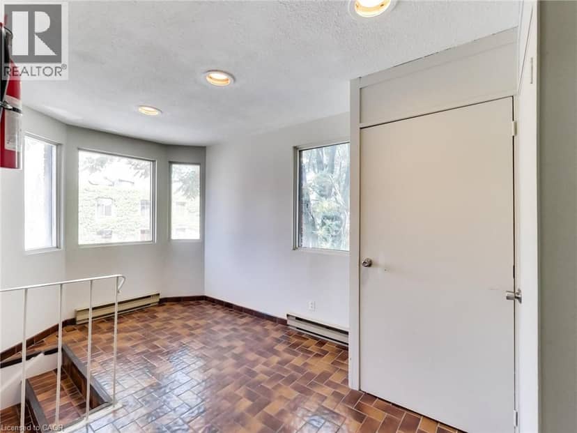 51 AUGUSTA Street — photo 23 of 40