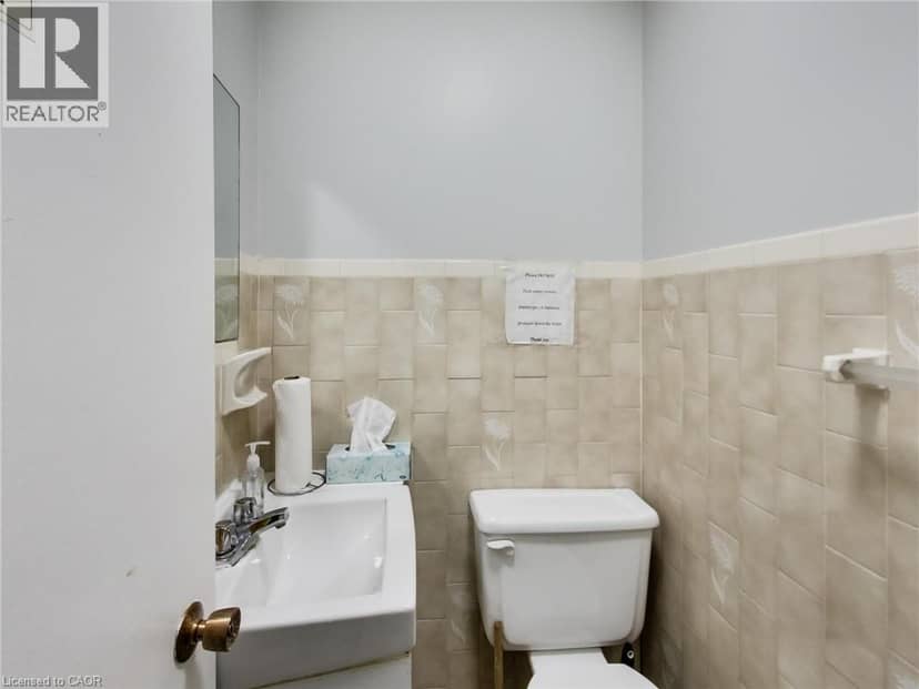 51 AUGUSTA Street — photo 19 of 40