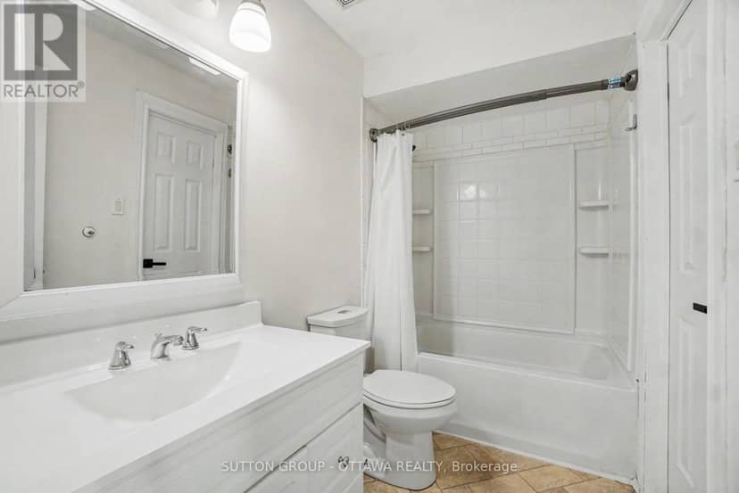 1833 Brousseau Crescent — photo 17 of 24
