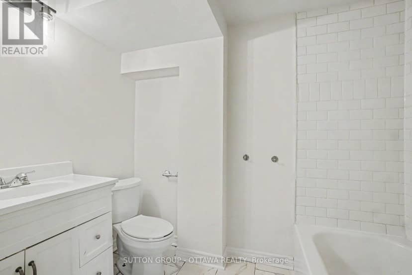 1833 Brousseau Crescent — photo 21 of 24