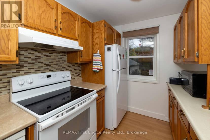 226 Balmoral Street, Thunder Bay, photo 6