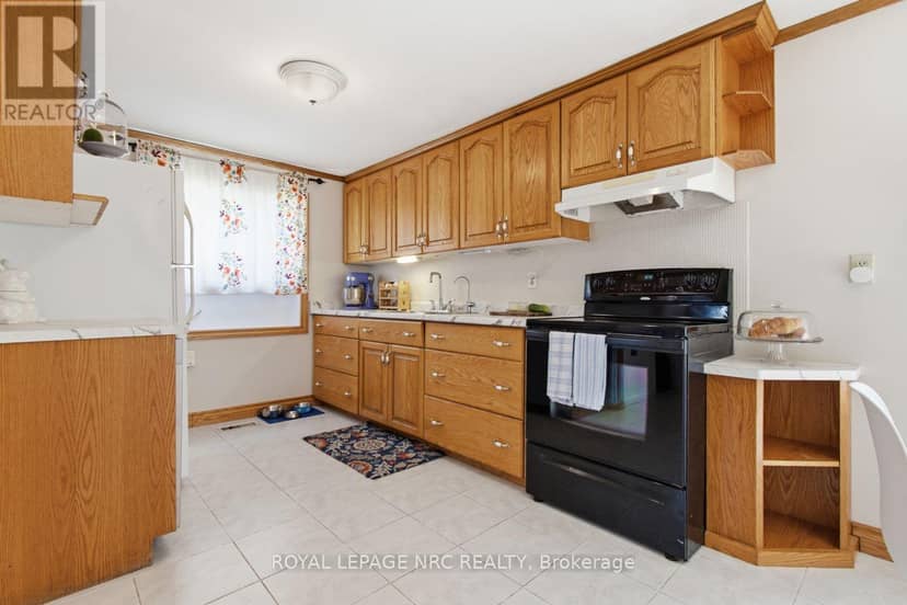 2499 Port Robinson Road — photo 14 of 40