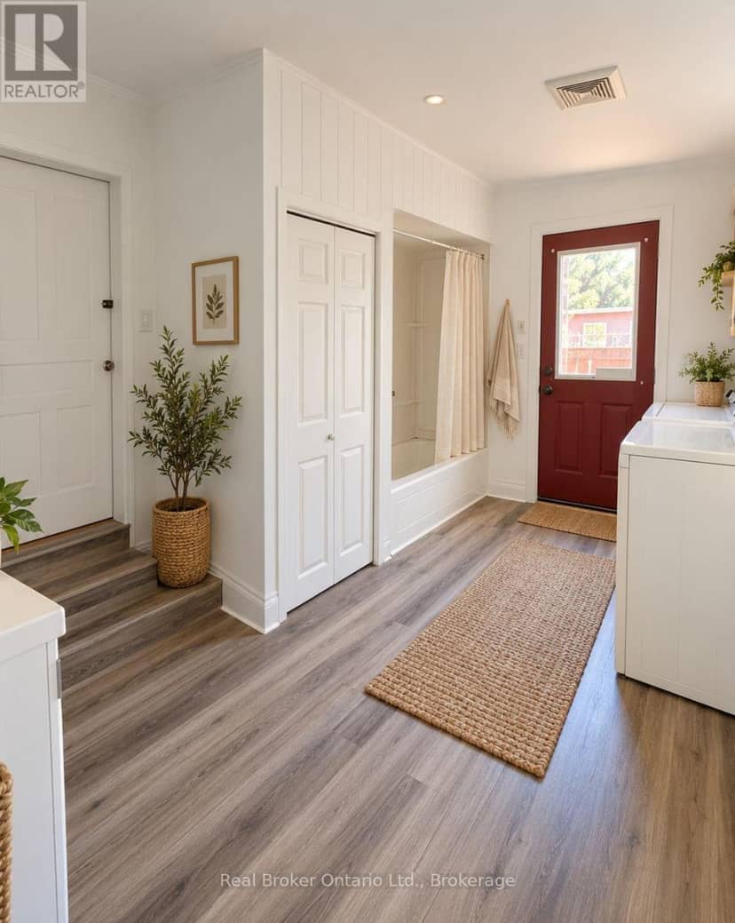 4 Cambria Street — photo 24 of 34