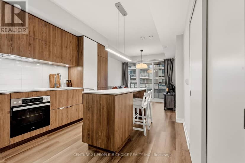 817 - 15 Lower Jarvis Street — photo 2 of 21