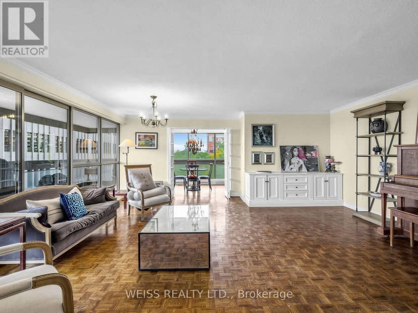 903 - 63 St. Clair Avenue W, Toronto, photo 2