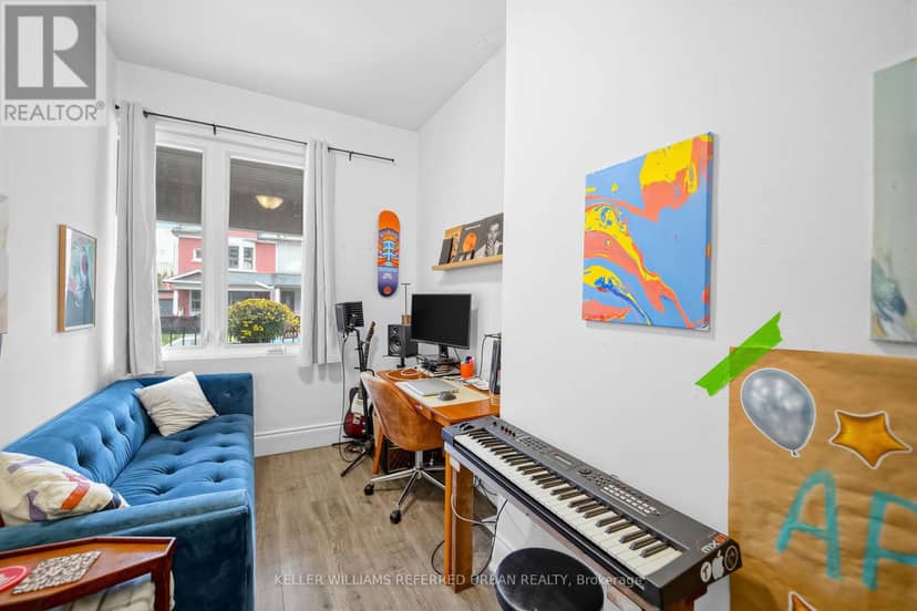 20 Concord Avenue, Toronto, photo 7
