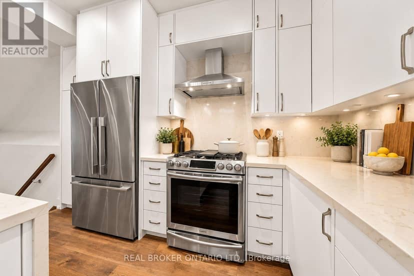26 Bishop Street — photo 9 of 36