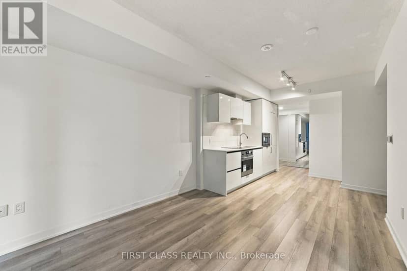 401 - 238 Simcoe Street, Toronto, photo 6