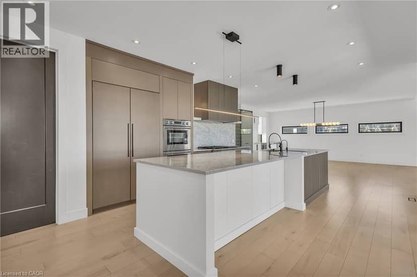 920 THOMAS PEDDER Court — photo 15 of 40