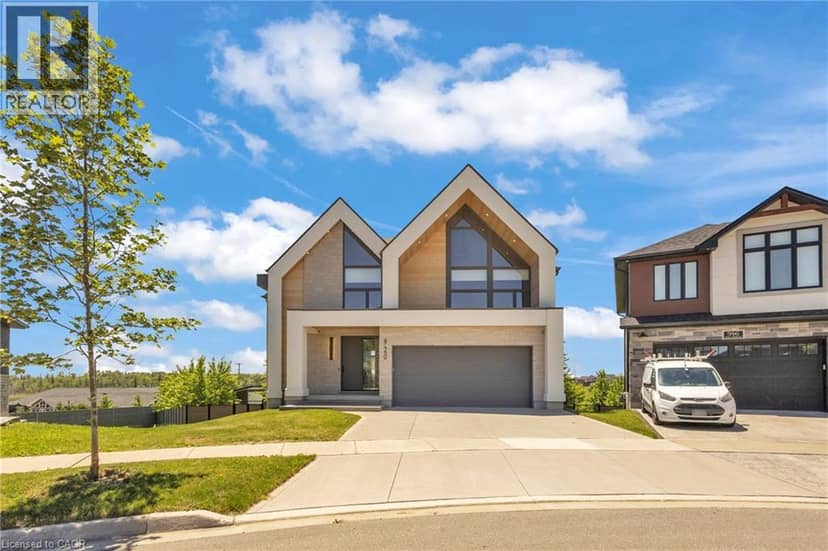 920 THOMAS PEDDER Court, Kitchener, photo 3