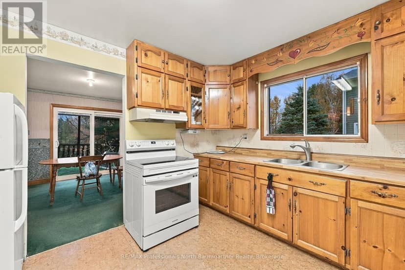 1281 Eagle Lake Road, Dysart et al, photo 8