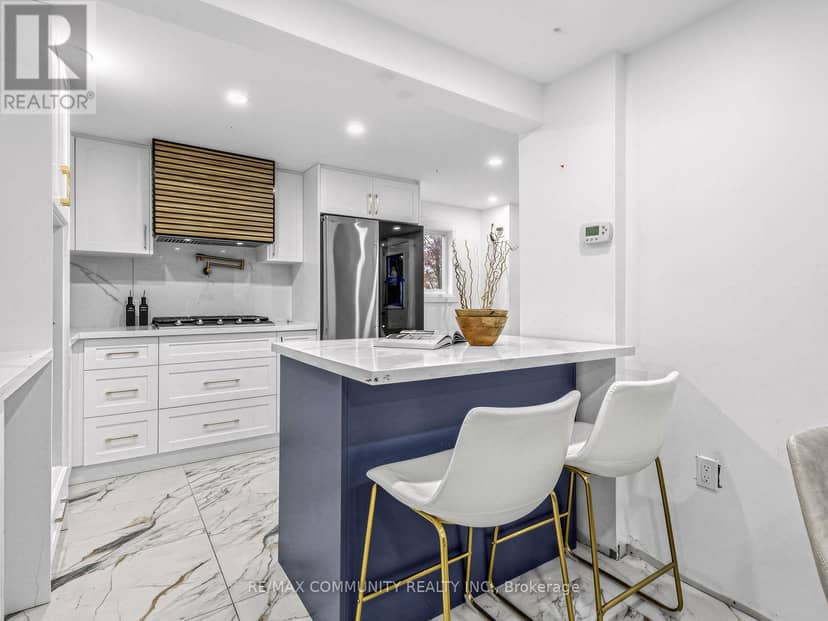2444 Rundle Abbey — photo 11 of 36