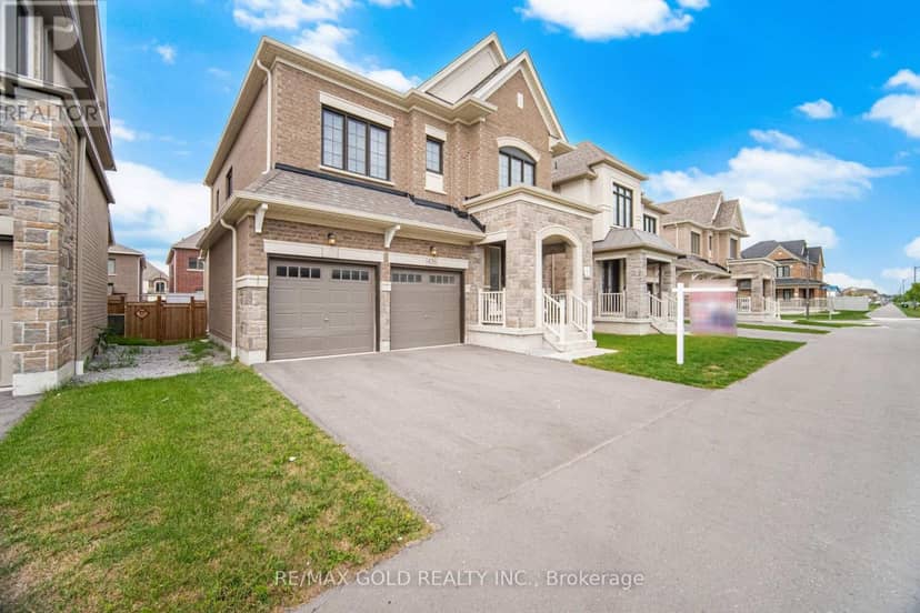 426 Coronation Road, Whitby, photo 3