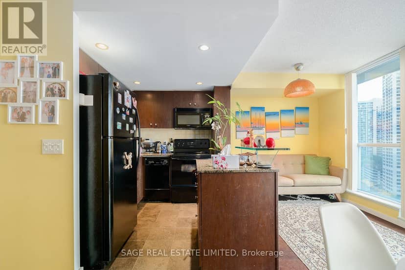 1705 - 208 Queens Quay W, Toronto, photo 6