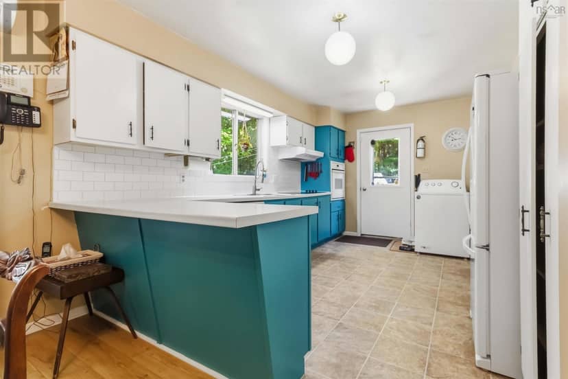 17 Halfway Lake   Hammonds Plains Drive — photo 14 of 35