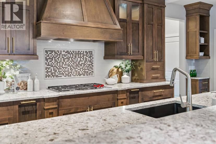 512 Memorial Drive NW, Calgary, photo 8