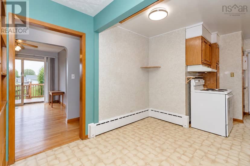 6 Hillier Street — photo 18 of 34
