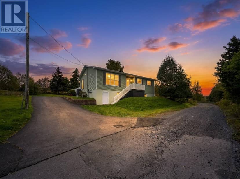 7 Pondside Hill, Carbonear