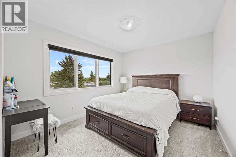 206, 81 Greenbriar Place NW — photo 17 of 35