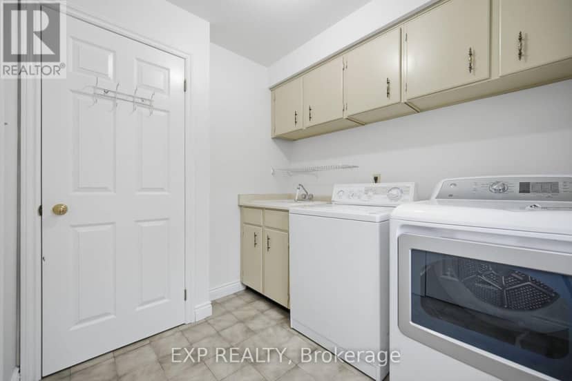 20 Devlin Place — photo 13 of 30