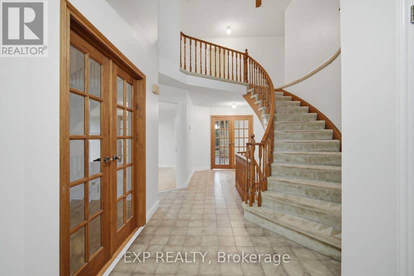 20 Devlin Place, Aurora, photo 4