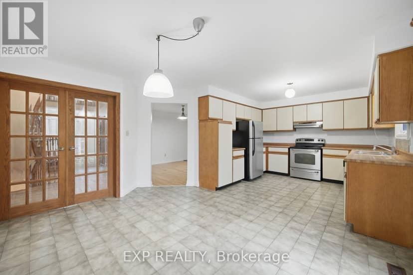 20 Devlin Place, Aurora, photo 8