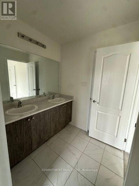 14 Shapira Avenue — photo 29 of 31