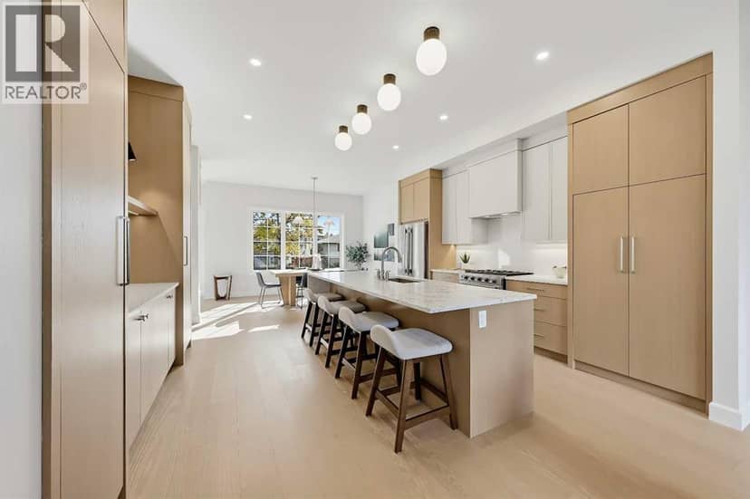 2314 22 Avenue SW, Calgary, photo 2