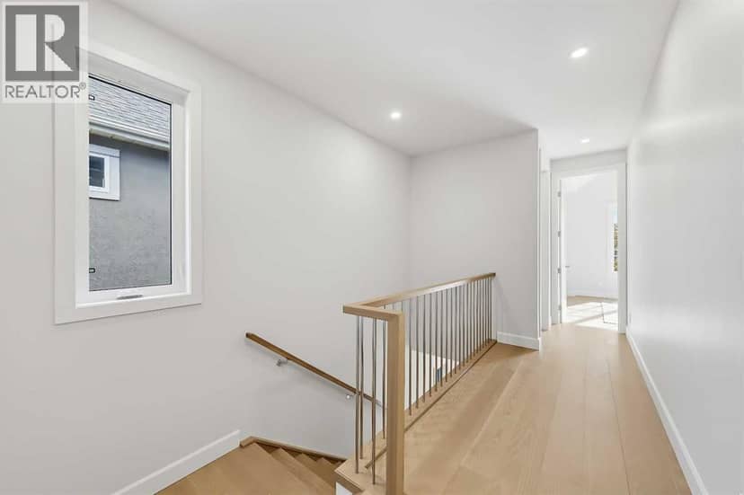 2314 22 Avenue SW — photo 19 of 40
