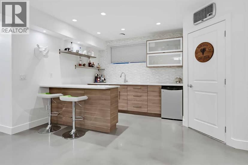 2030 25 Street SW — photo 33 of 40