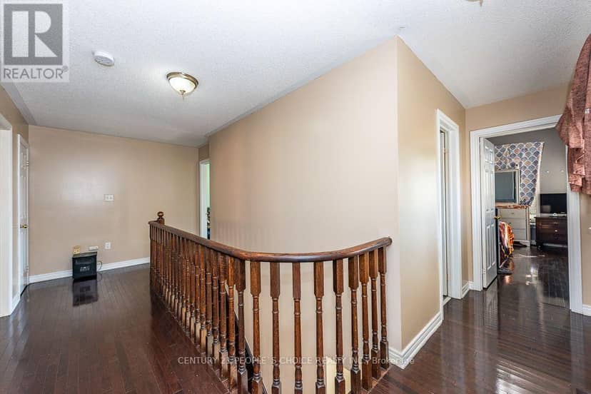 1 Bouvier Gate — photo 24 of 40