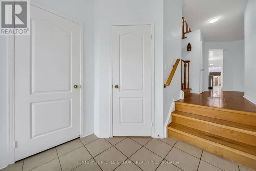 73 Crown Victoria Drive, Brampton, photo 6