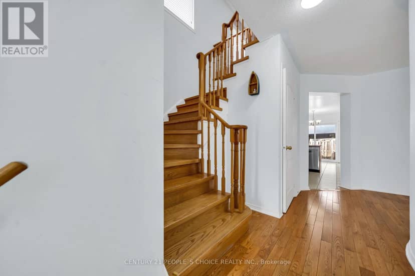 73 Crown Victoria Drive, Brampton, photo 7