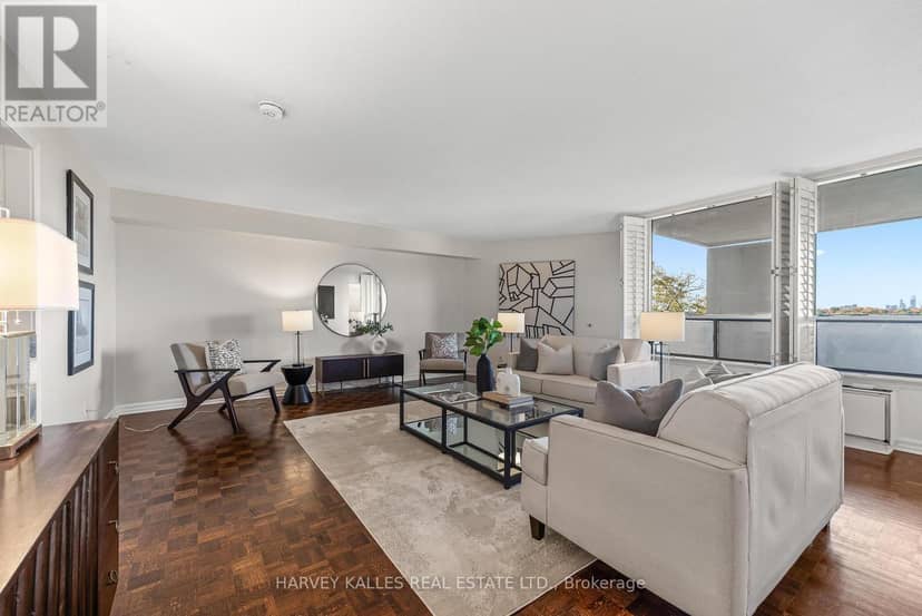 C32 - 300 Mill Road, Toronto, photo 5