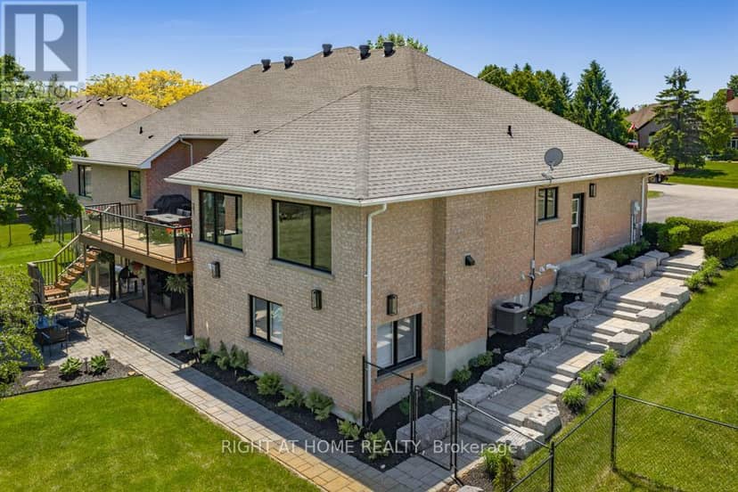 11 Settlers Court, Puslinch, photo 5