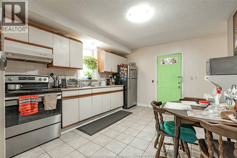 455 Vera Place — photo 10 of 26