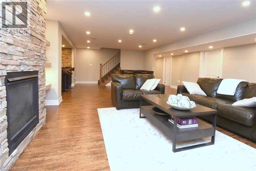 1 ELLINGTON Place — photo 24 of 33