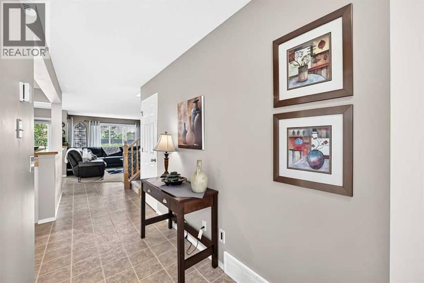 267 Taravista Street NE — photo 17 of 40