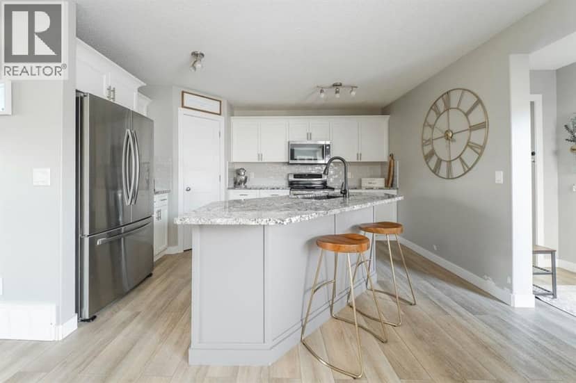 249 Thrush Street — photo 12 of 40