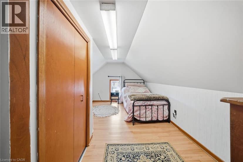 424 MAIN Street E — photo 23 of 40